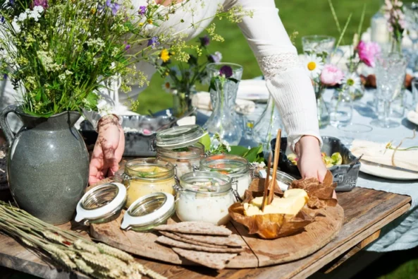 My Scandinavian summertime hygge table